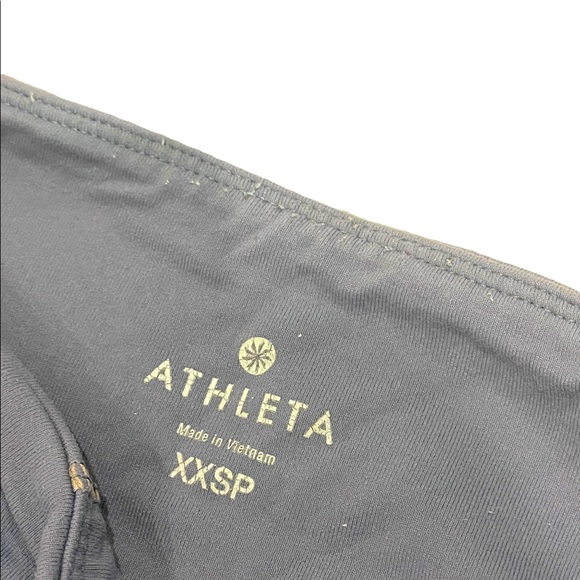 Athleta blueish grey leggings 💙 - Picture 2 of 4